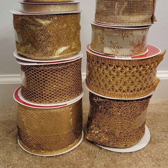 assorted gold ribbon - Picture 1 of 7